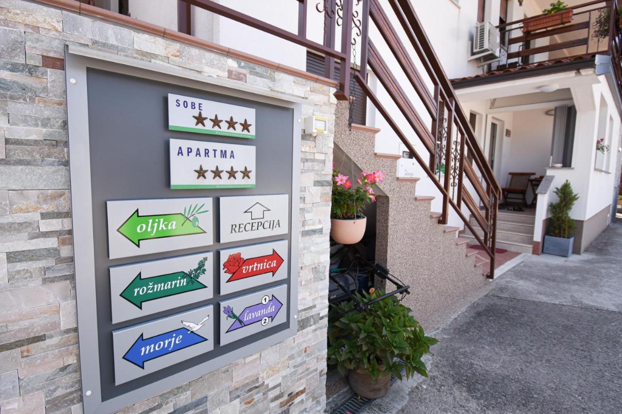 Apartmaji Sobe Zvezda Pobegi Exterior foto