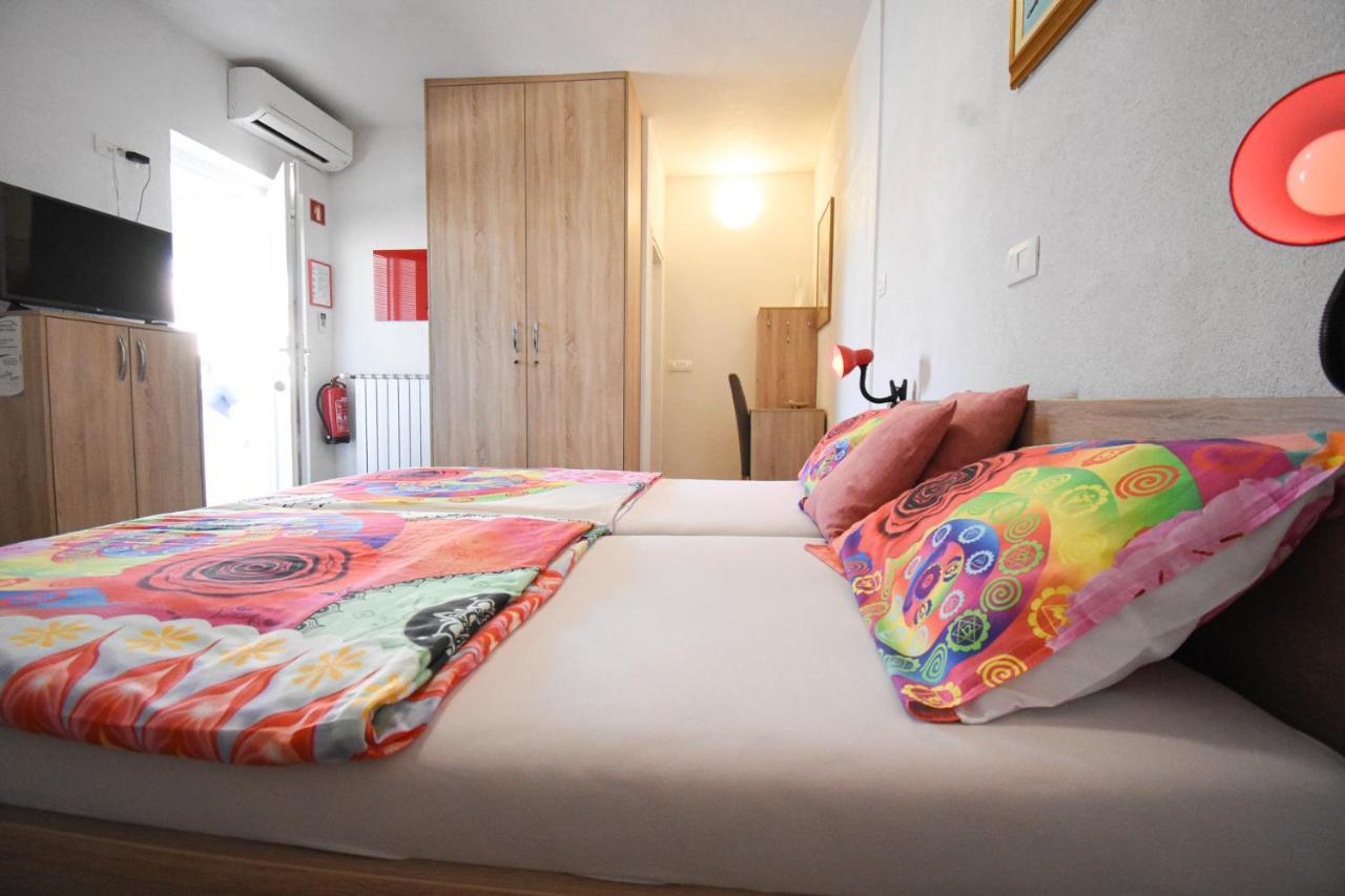 Apartmaji Sobe Zvezda Pobegi Exterior foto