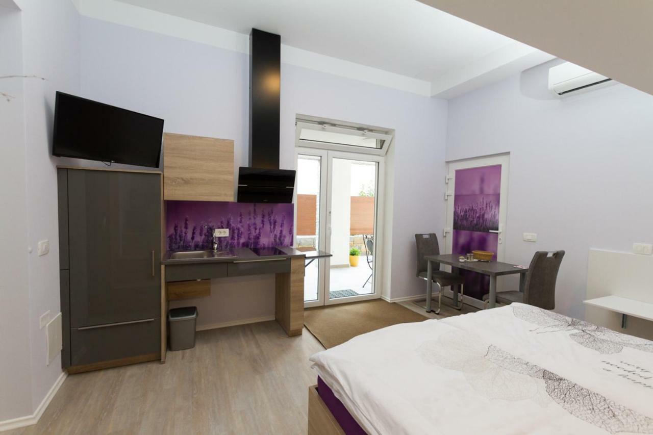 Apartmaji Sobe Zvezda Pobegi Exterior foto